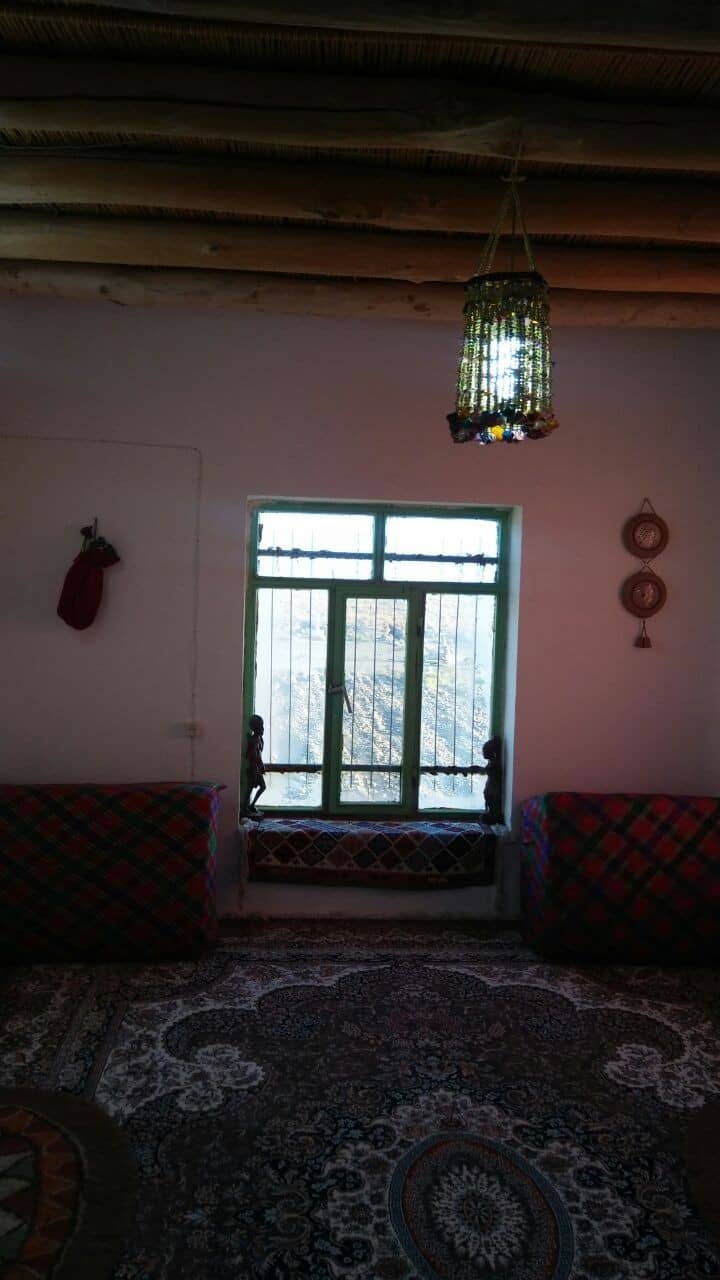 اجاره اقامتگاه و خانه ی بومگردی سنتی در بیارجمند سمنان - اتاق برج 1