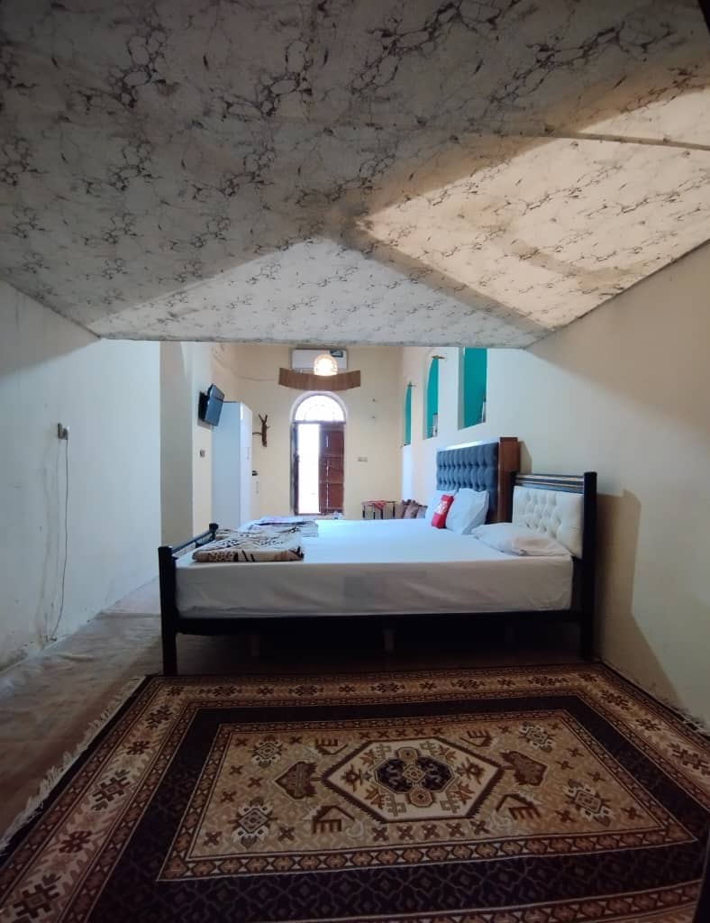 اجاره اتاق سنتی مستردار در سوزا قشم - بادگیر