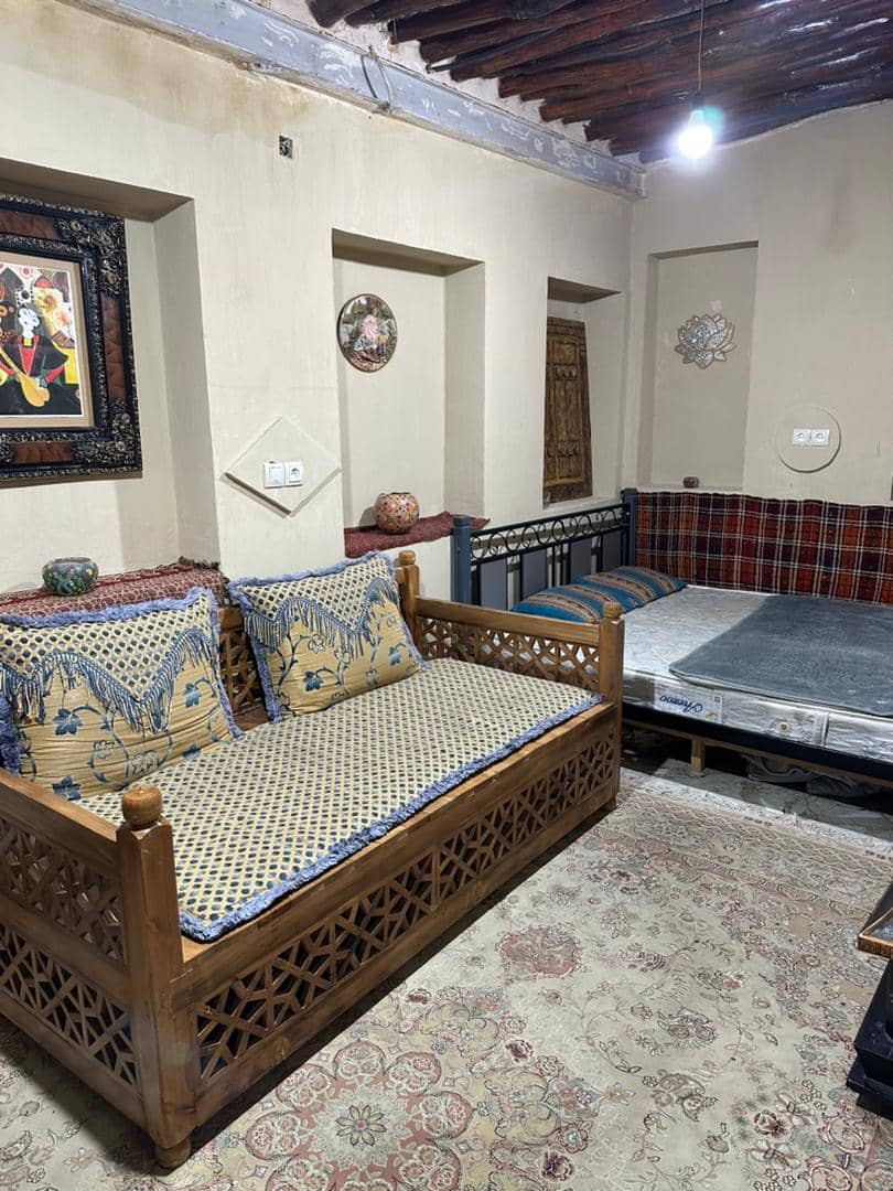 رزرو سوئیت سنتی در بافت قدیم قلات - پایین