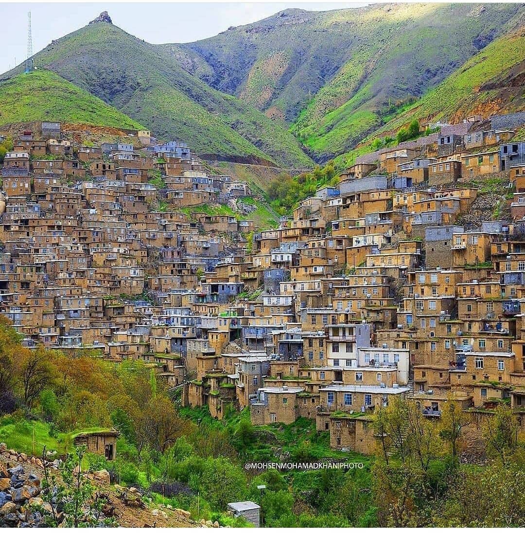 اقامتگاه بومگردی و خانه روستایی در گلین سنندج- هنجیر 