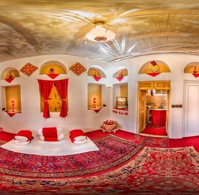 اجاره اتاق بومگردی در برزک کاشان - شاتوت 