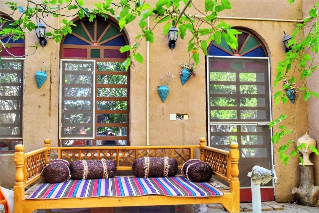 اجاره منزل ویلایی در منتظری مهریز - یزد