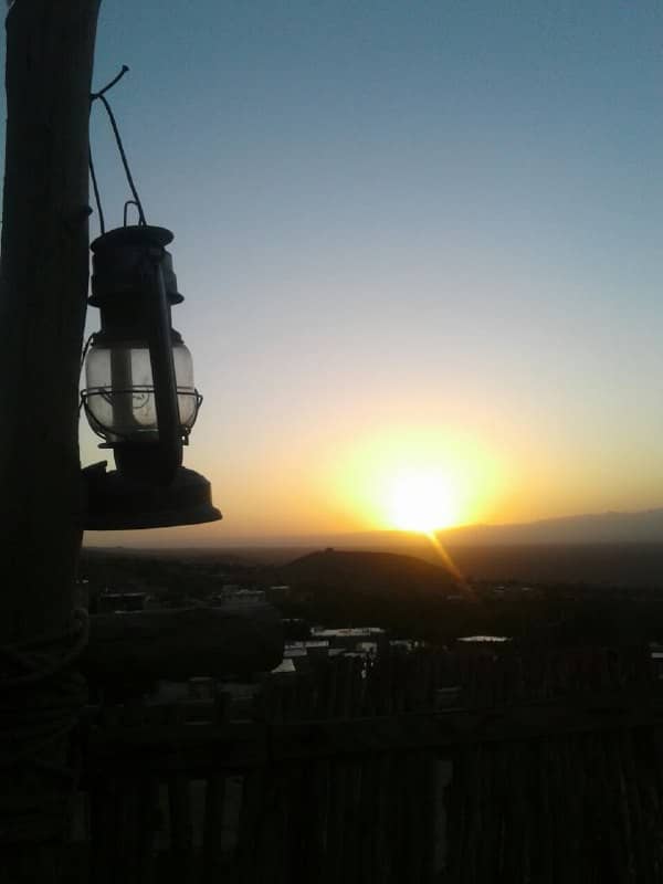 اجاره اقامتگاه بومگردی و اتاق سنتی در قلعه بالا بیارجمند