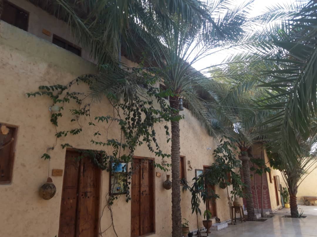 اجاره اتاق سنتی 2 نفره تخت دار مستردار در طبل قشم - کلک سرخ