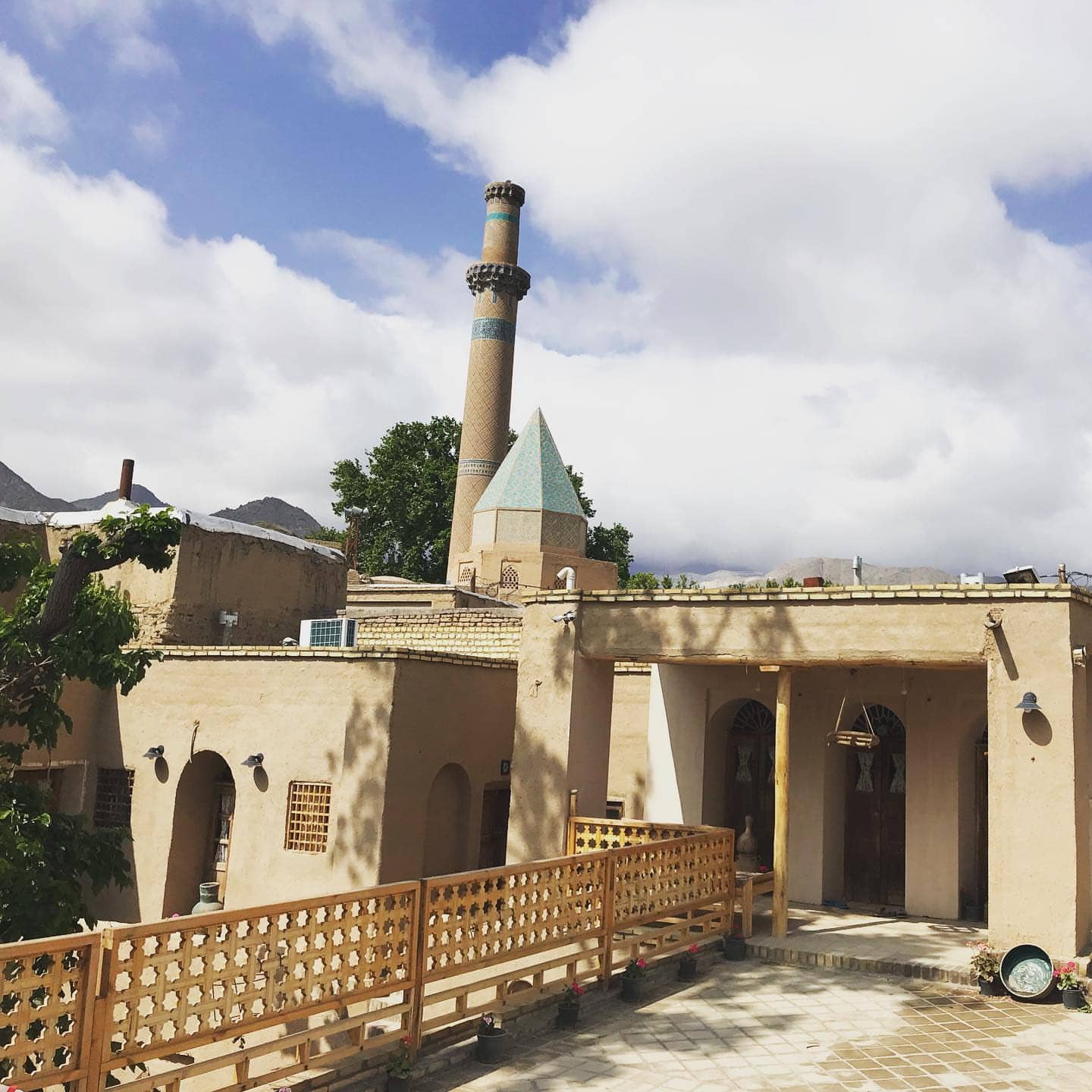 اجاره اتاق سنتی در نطنز اصفهان - ساباط