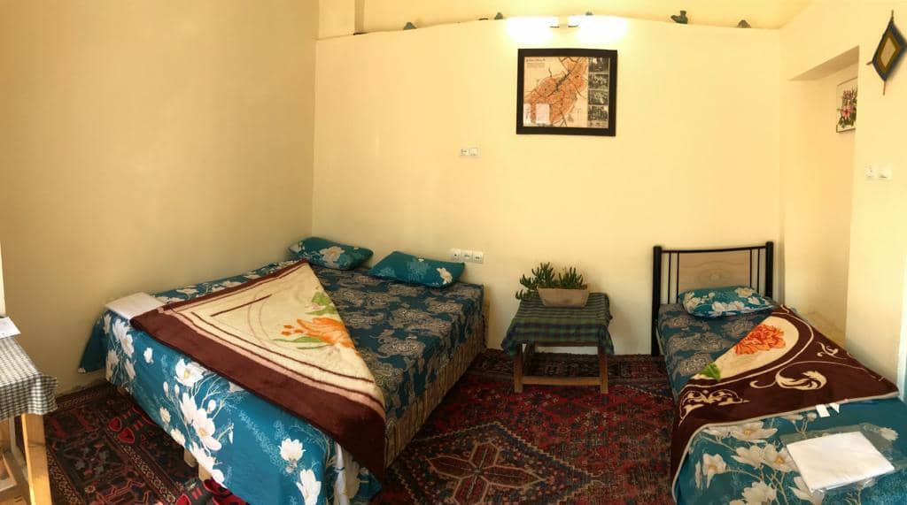 اجاره خانه سنتی در کمال الملک کاشان - یلدا