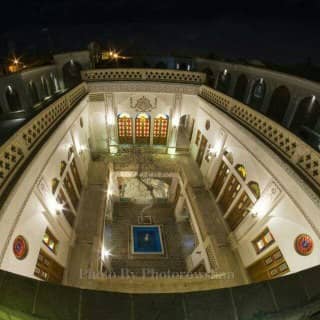 اجاره بومگری شیک و تمیز در کمال الملک کاشان