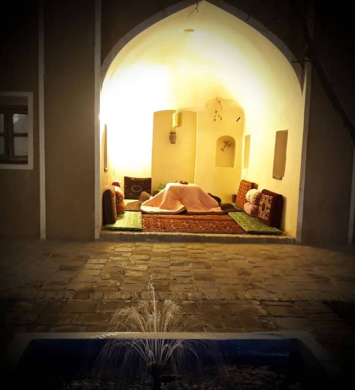 اجاره اقامتگاه بومگردی و سنتی در بیرجند 