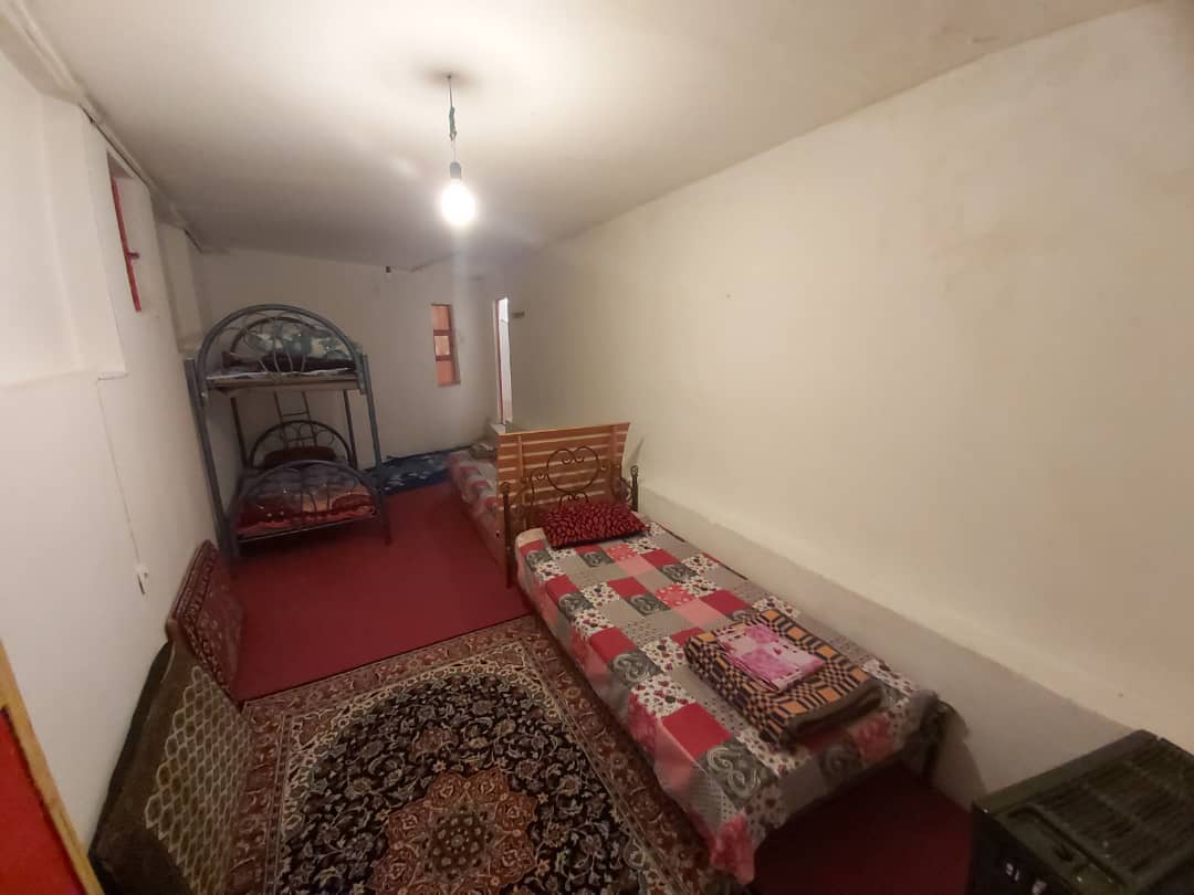 اجاره خانه روستایی در نظام آباد بروجرد - زمستان