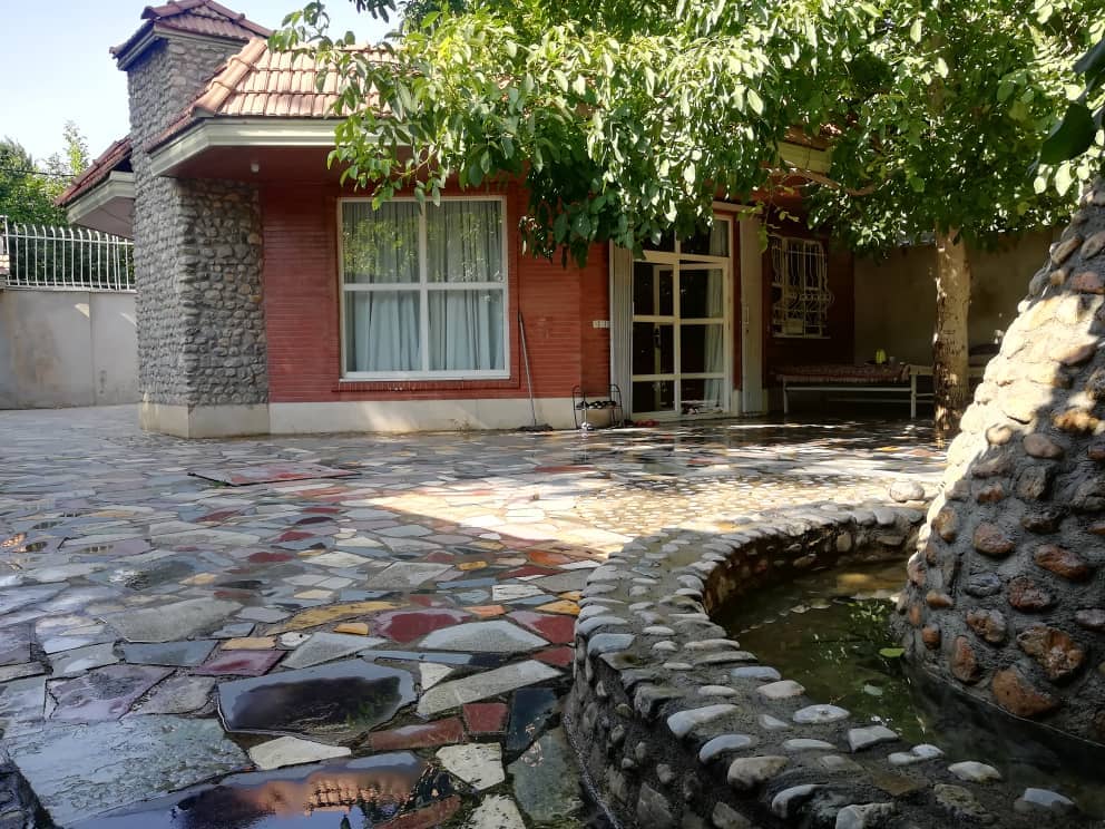 اجاره باغ و ویلا استخردار در باغبهادران اصفهان