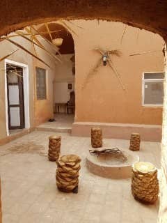 اجاره اقامتگاه سنتی در انارک - اتاق 2