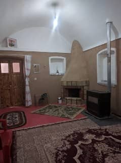 اجاره خانه سنتی در روستای آشتیان انارک