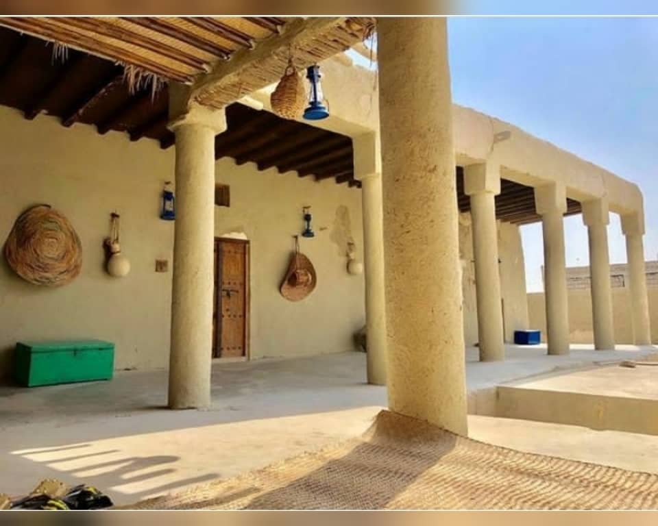 اجاره اتاق سنتی در نقاشه قشم - عبید