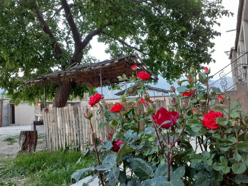 اجاره اقامتگاه بومگردی و خانه روستایی در رستم آباد اردل
