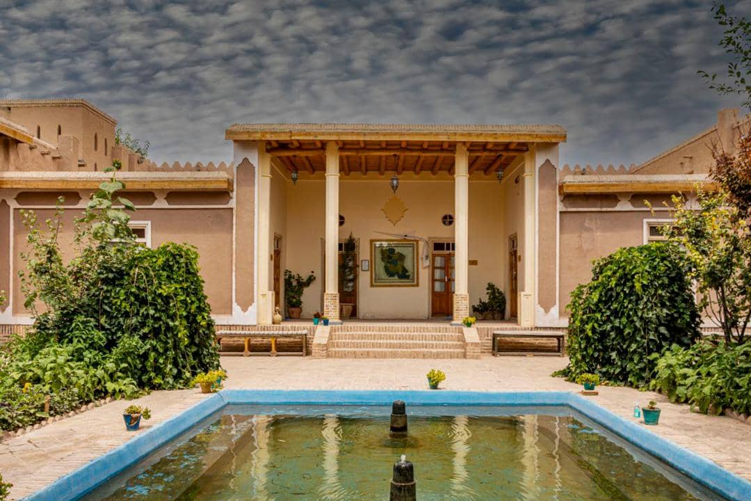 اجاره خانه سنتی در رادکان چناران