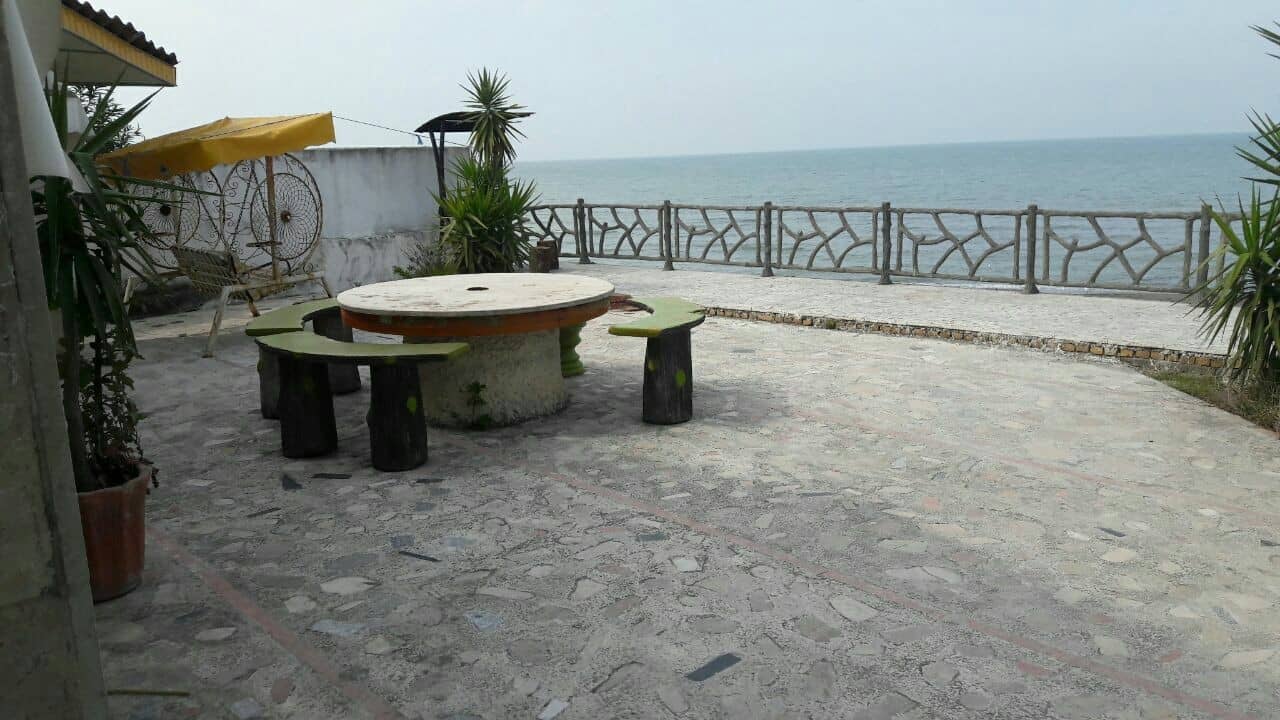 اجاره ویلا ساحلی چهارخواب 250 متری در خط هشت چالوس