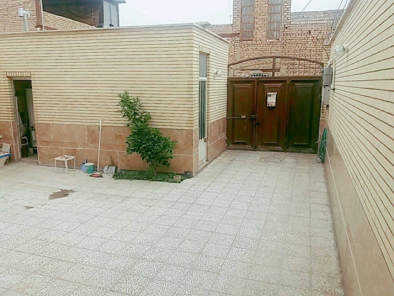 اجاره خانه ویلایی مبله در میدان ولیعصر کاشان