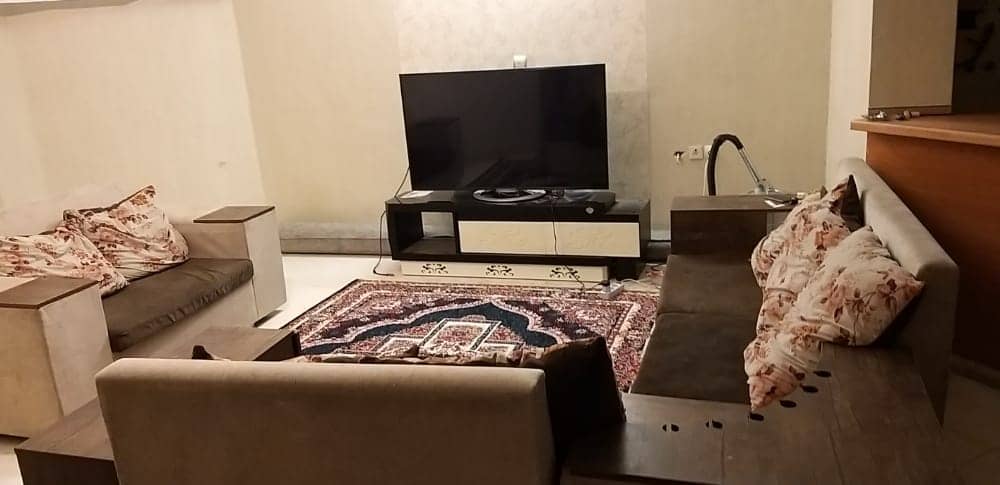 اجاره آپارتمان مبله در خیابان زند شیراز  - طبقه دوم