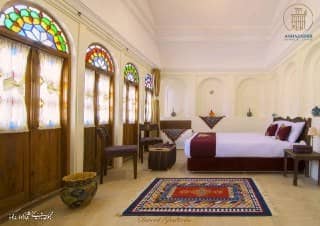 اجاره مجتمع بوم گردی درآقازاده ابرکوه - اتاق ماه عسل