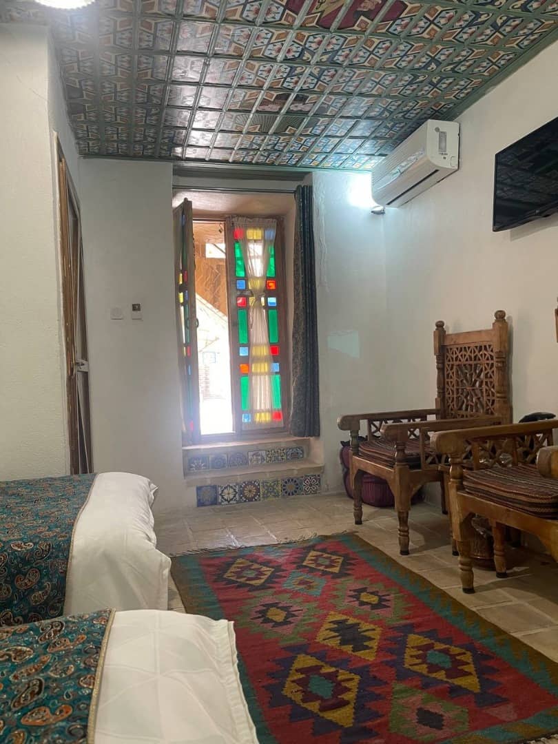 اجاره هتل سنتی در انقلاب زنجان -دوتخته توئین همکف