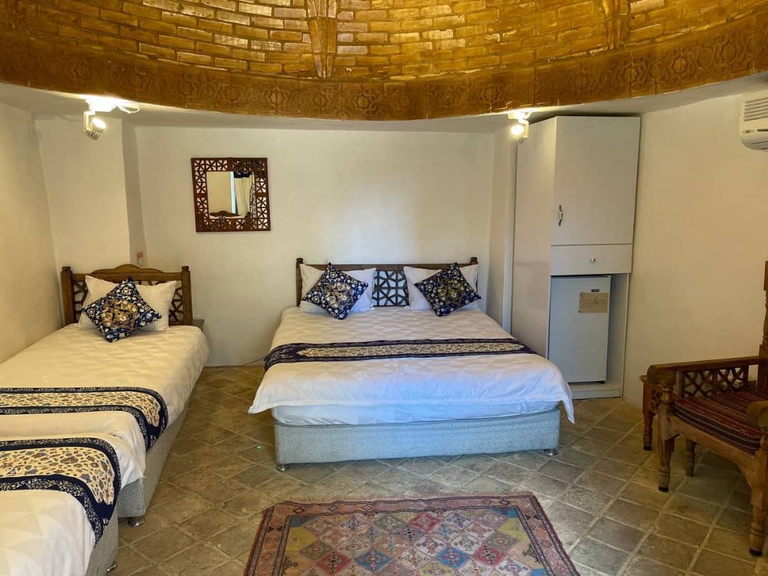 اجاره هتل  در انقلاب زنجان - 4 تخته طبقه اول