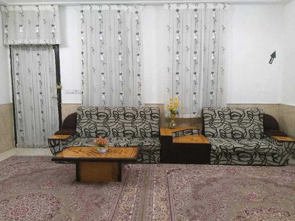 اجاره آپارتمان مبله تک خوابه در میدان کمال الملک کاشان