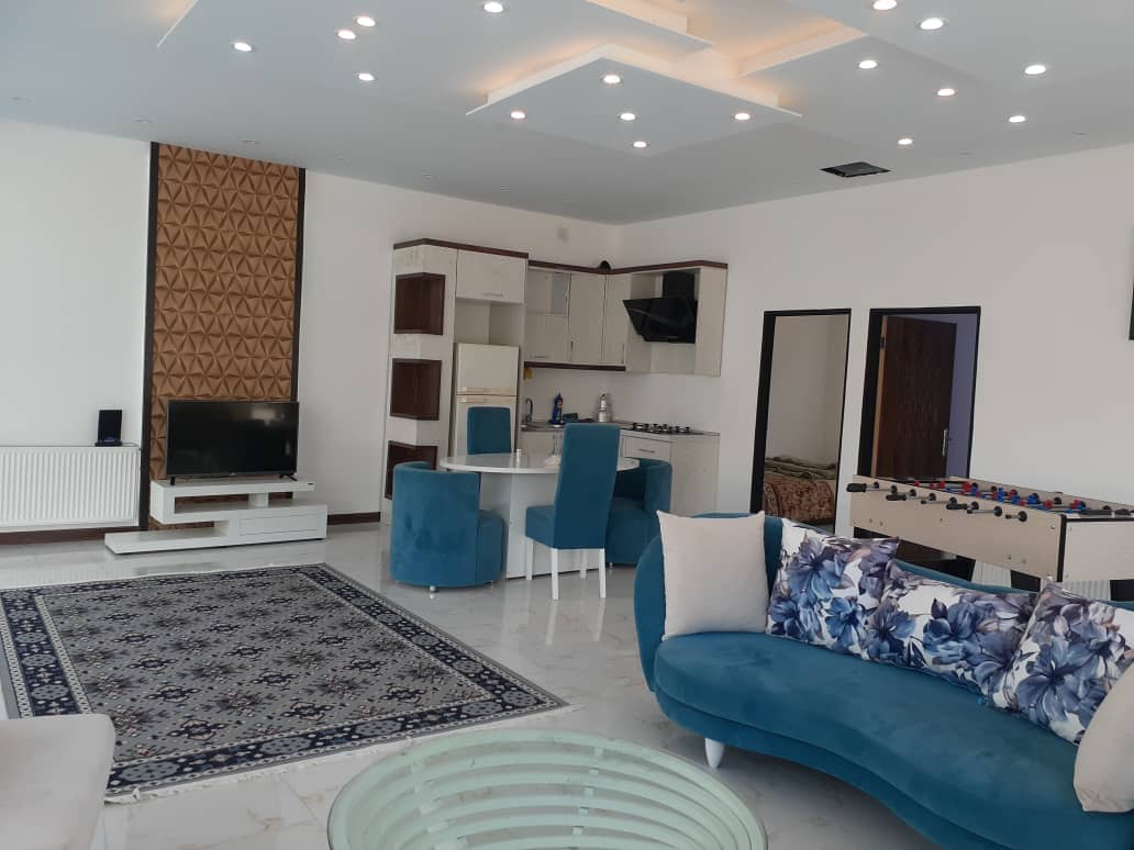 اجاره ویلا با استخر سرپوشیده در چناران کردان