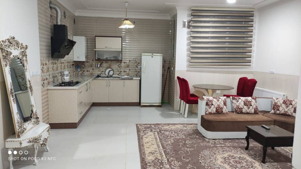 اجاره آپارتمان مبله در میدان ابوذر یزد - همکف