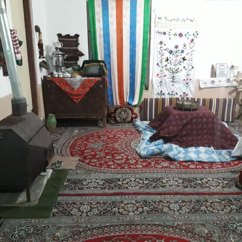 اجاره اقامتگاه بومگردی در شفت _ اتاق 3