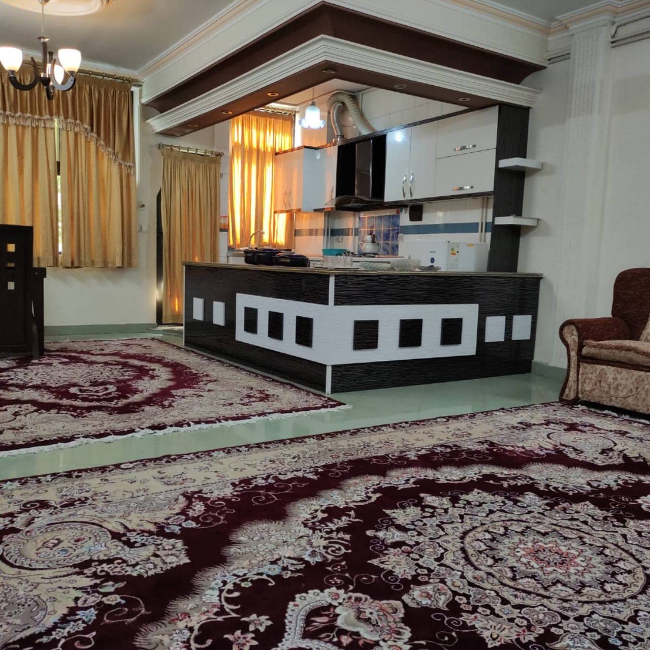 اجاره سوئیت تک خواب در میدان بسیج مشهد