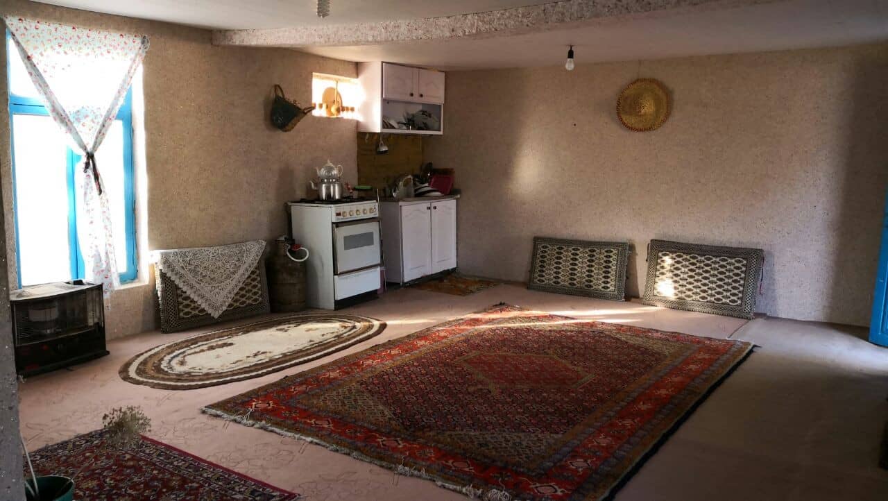 اجاره اقامتگاه سنتی در میلاش رودسر
