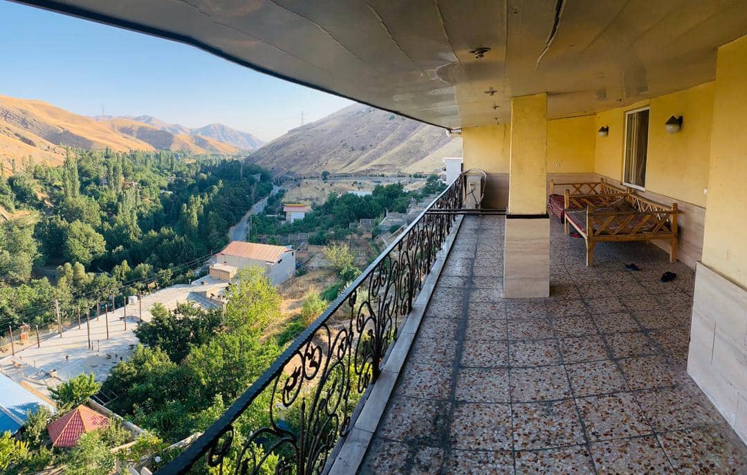 اجاره ویلا با استخر سرپوشیده آغشت کردان 