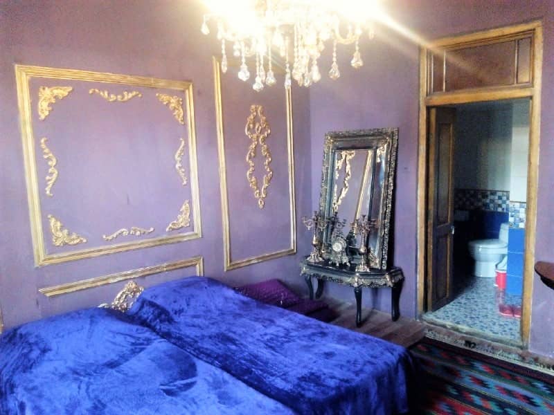 اجاره اتاق 3تخته نزدیک میدان نقش جهان اصفهان - گوشواره