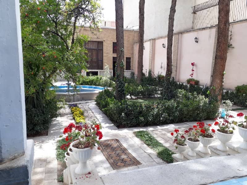 رزرو خانه سنتی 6تخته نزدیک میدان نقش جهان - شاهنشین