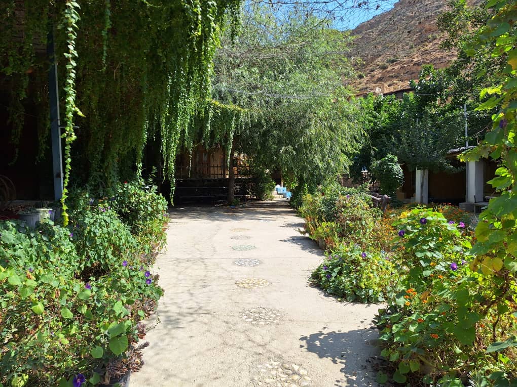 اجاره اقامتگاه سنتی در روستای فارسیان گلستان- اتاق مرکوه