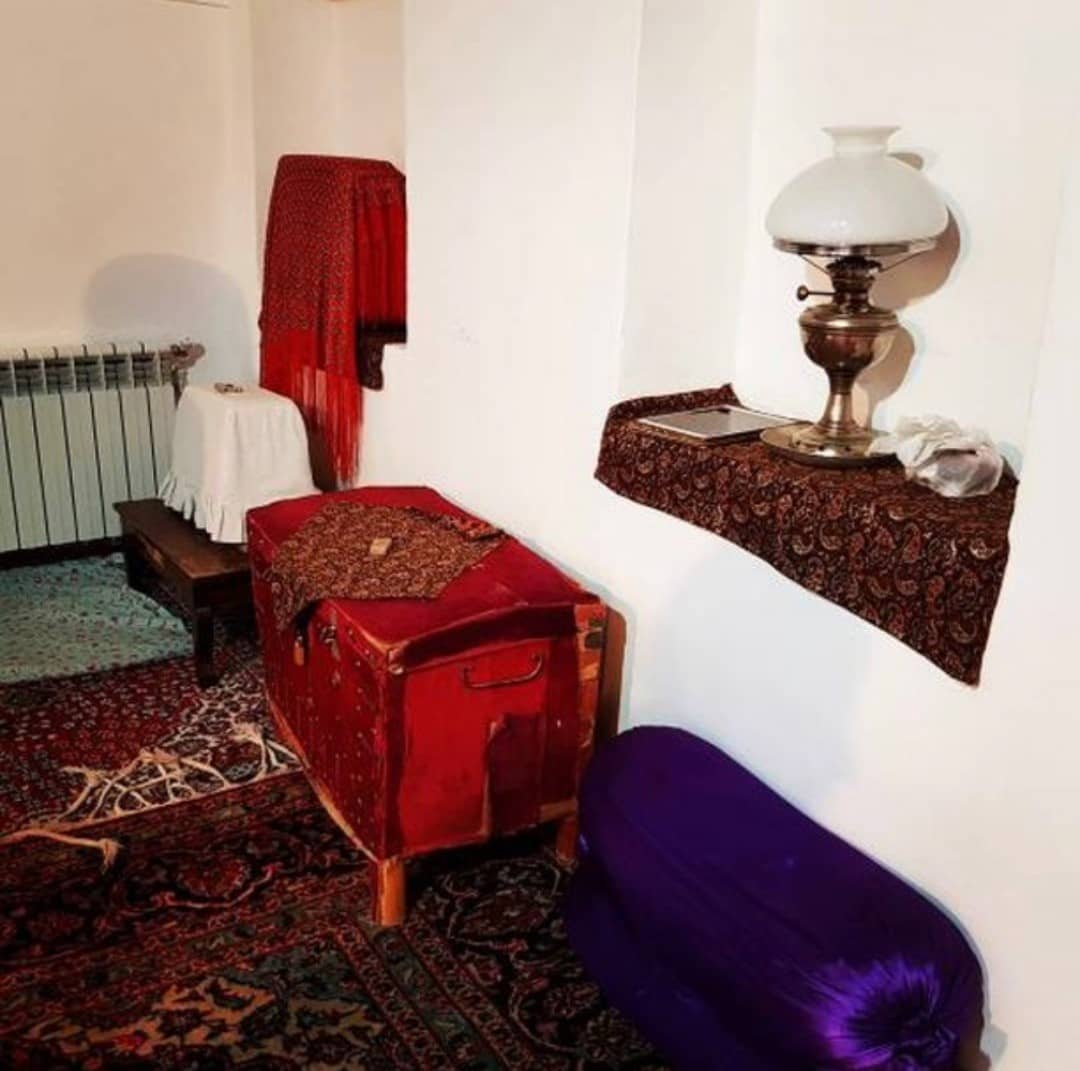 اجاره اقامتگاه بومگردی سنتی در برغان کرج - شاهنشین