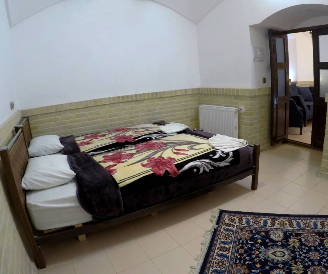 اجاره بومگردی در کمال الملک کاشان - 2 تخته مستر