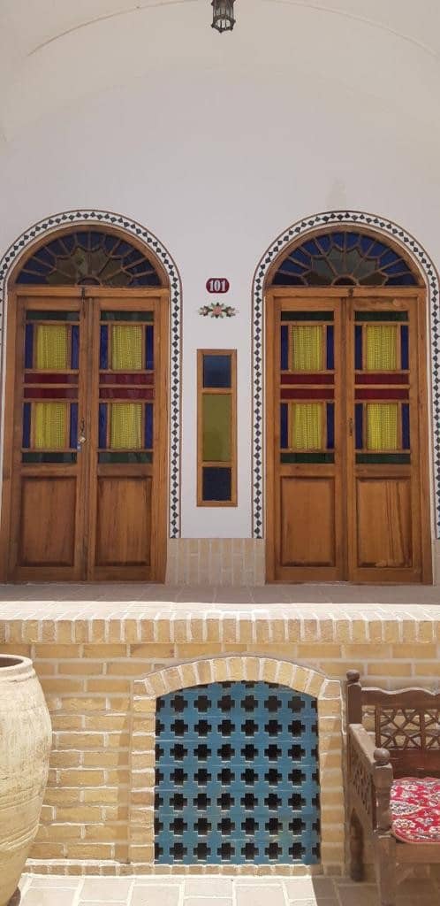 اجاره اتاق بومگردی فاضل نراقی کاشان -3 تخته مستر