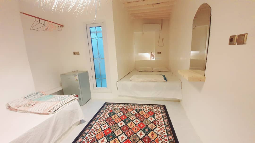 اجاره اتاق سنتی سه تخته در روستای ملکی طبل - 15متر