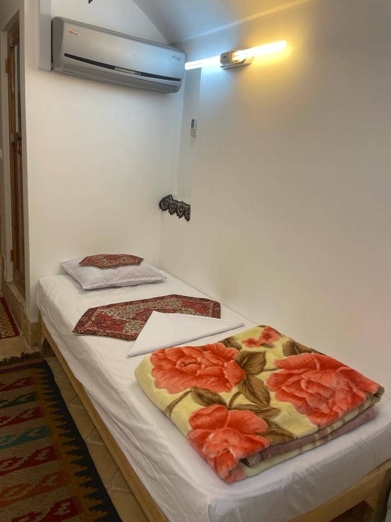 اجاره اقامتگاه بومگردی در کاشان - 3 تخته دوبلکس