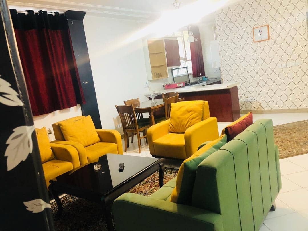 اجاره آپارتمان دو خواب در ارم شیراز