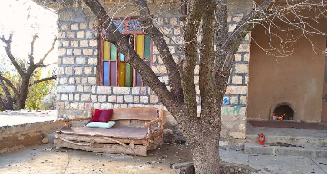 اجاره اتاق بومگردی در قلعه سرد دهدز 16 متری