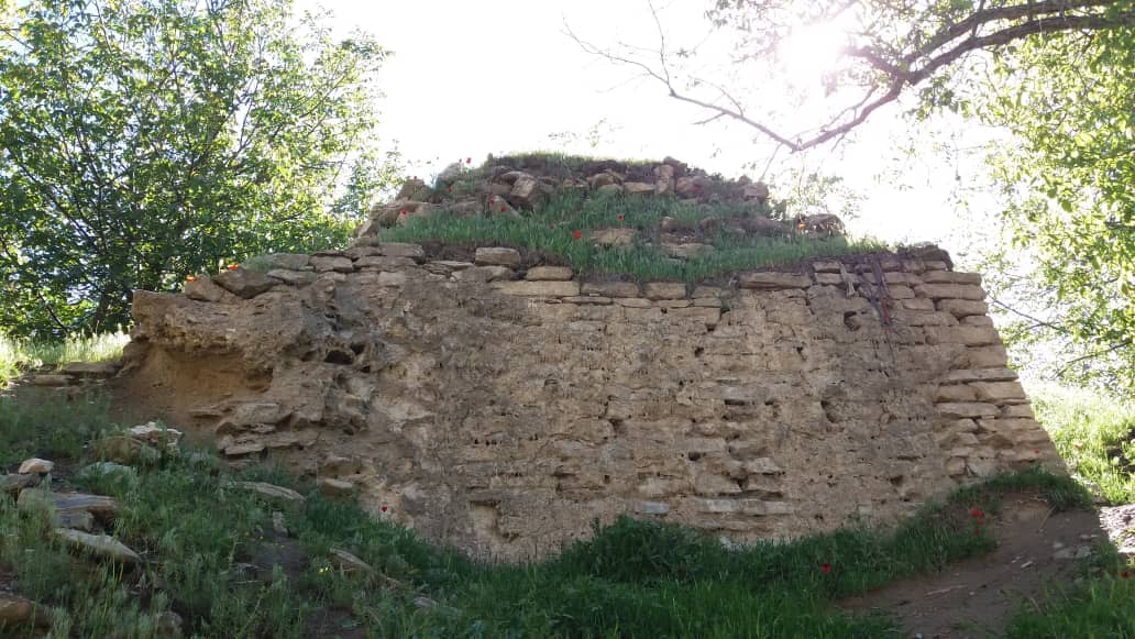 اجاره اتاق سنتی در روستای ترخین آباد همدان-10 متری