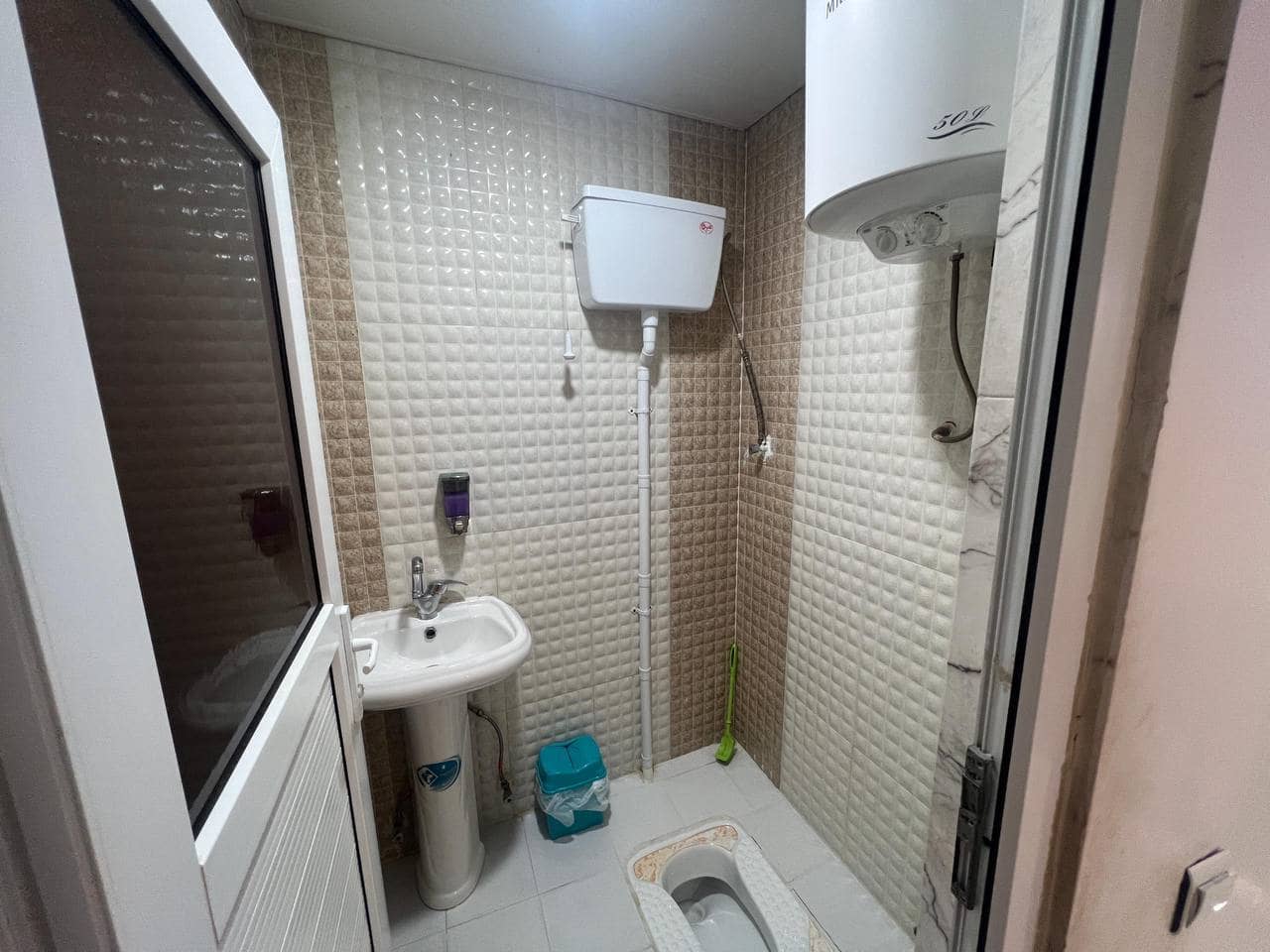 اجاره آپارتمان مبله شهرک نریمان قشم- واحد 5