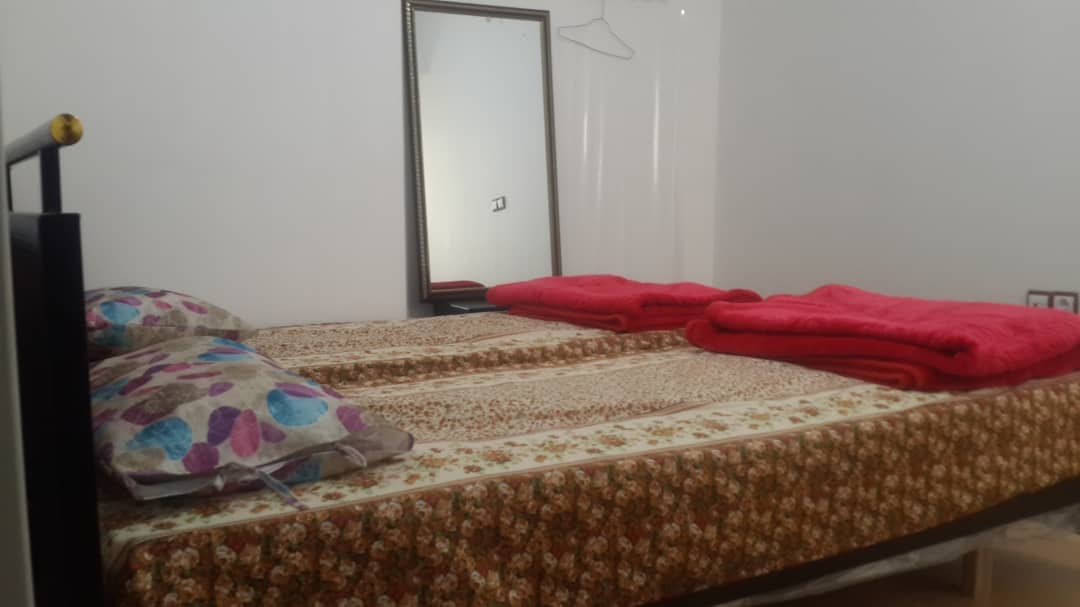 اجاره منزل مبله در رجایی همدان-دو خوابه طبقه سوم