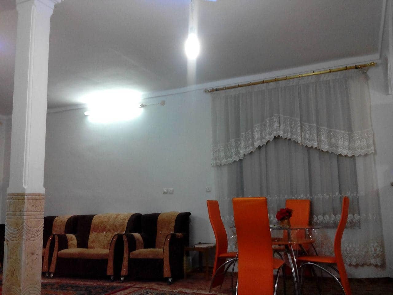 اجاره منزل مبله دو خوابه در حصار علی آباد همدان- طبقه اول