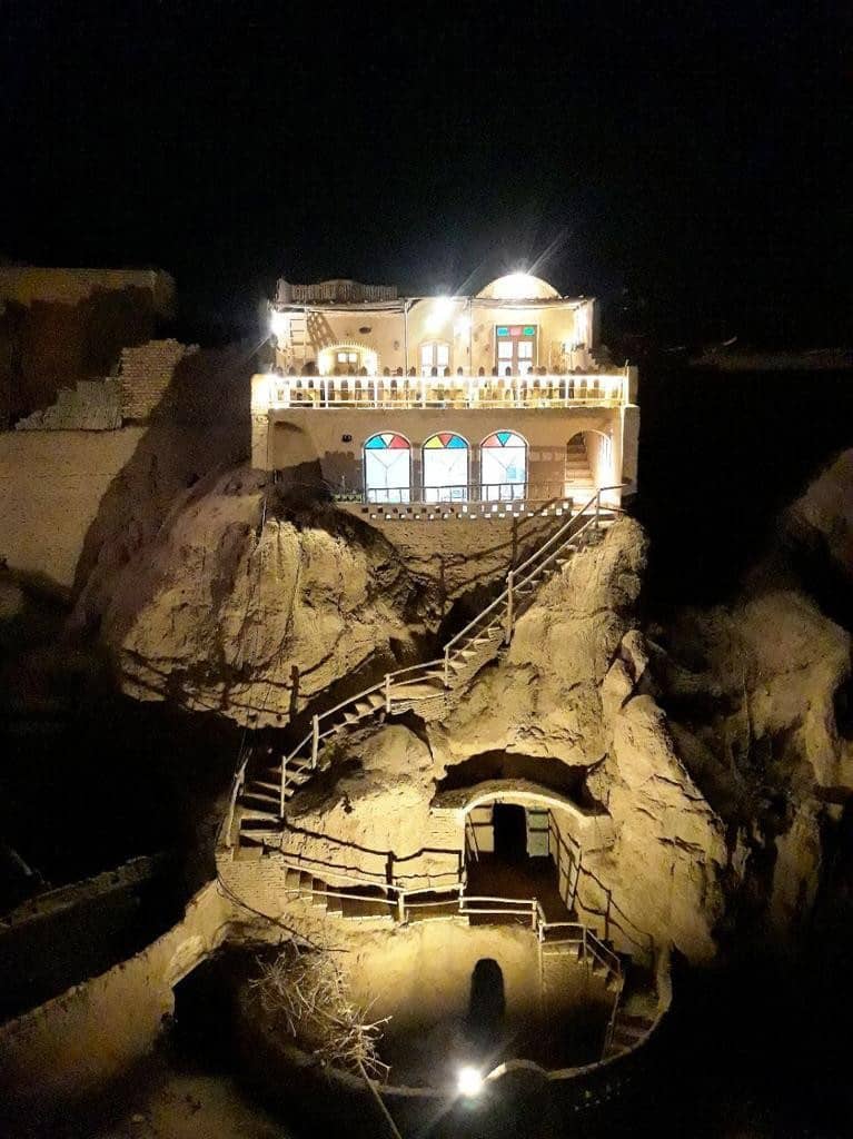 اجاره اتاق سنتی  در میبد یزد-  لب خندق3