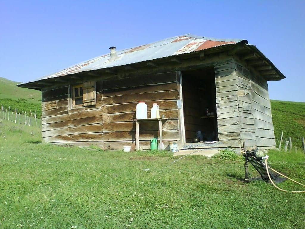 اجاره کلبه سنتی ییلاقی در سوباتان لیسار - تالش