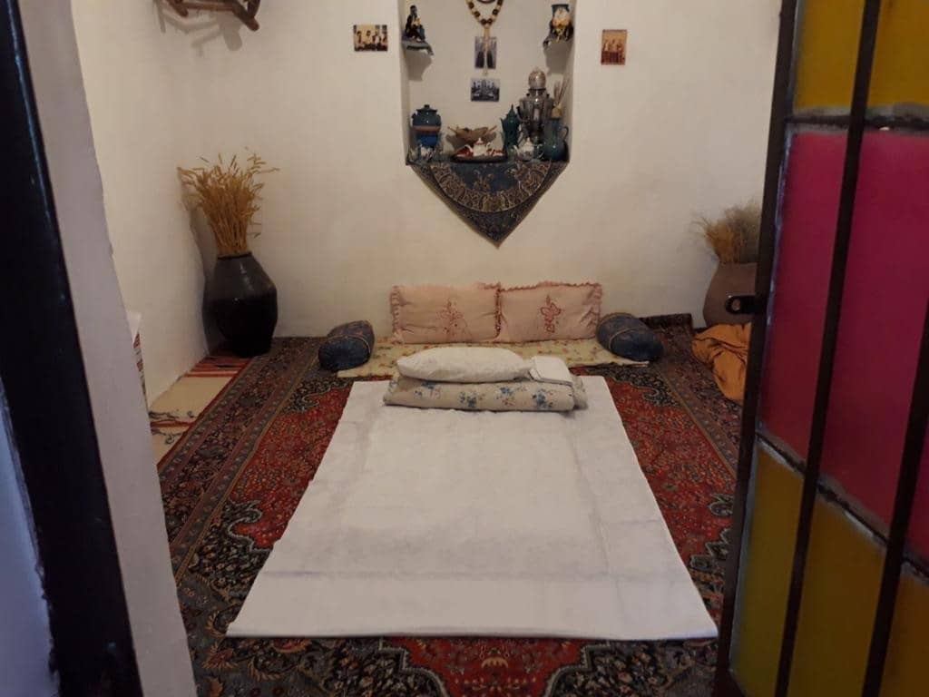 اجاره اقامتگاه سنتی در اختیاراباد -واحد 2