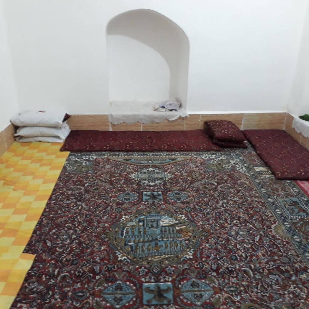 اجاره خانه سنتی در اختیار آباد - باغچه نوروز1